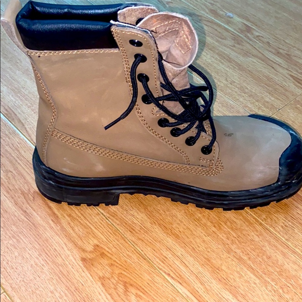 Men’s safety boots